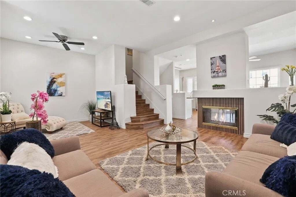 Townhouse in Tustin, California, United States 5 - 18569193
