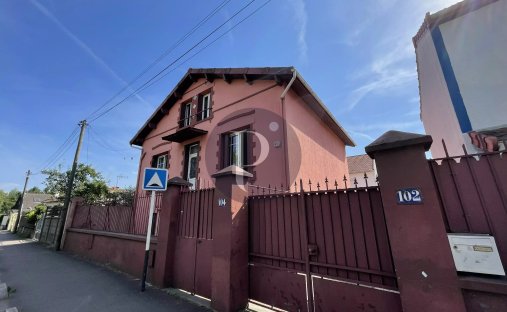House in Cachin, Romainville, France 1
