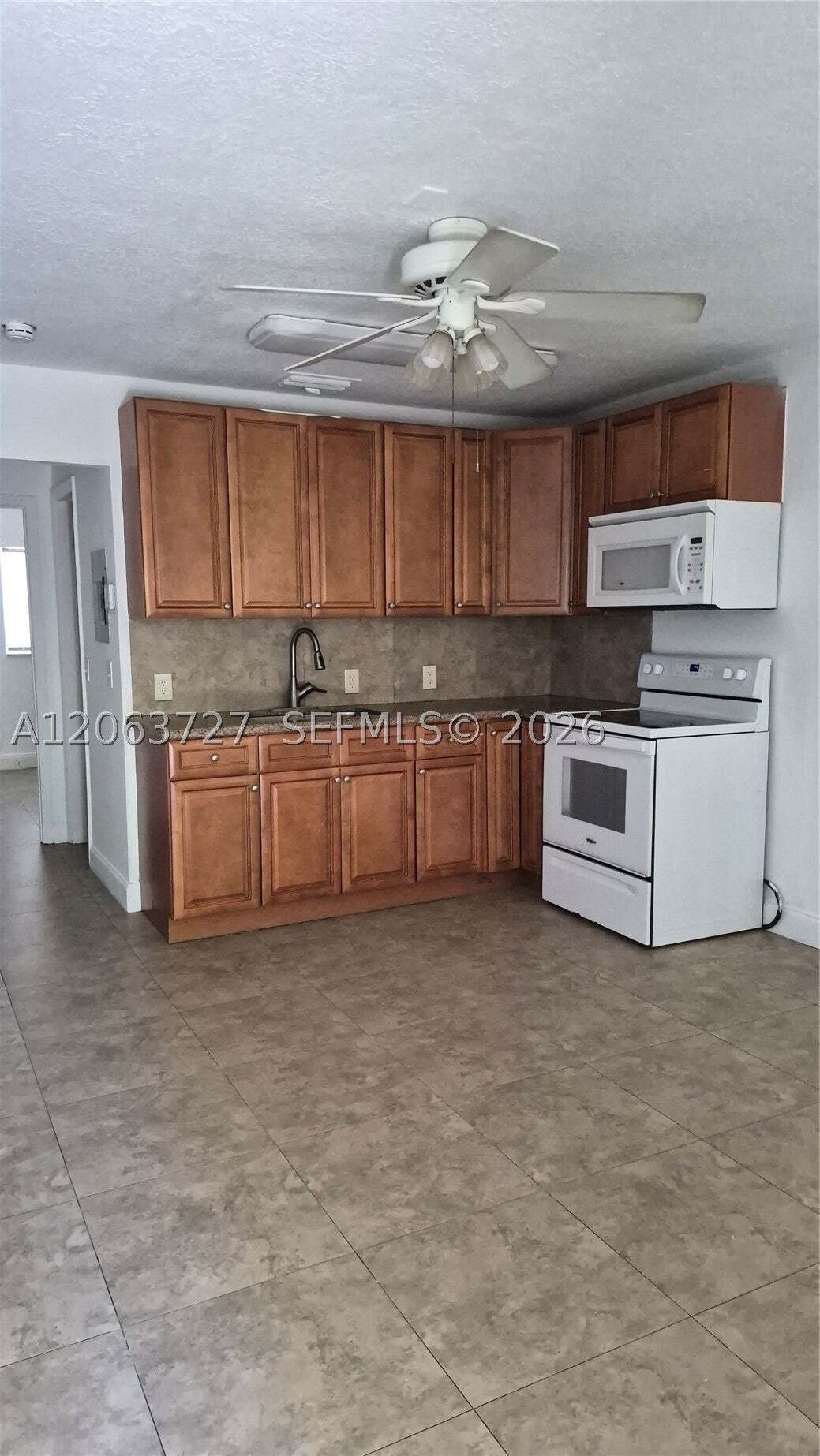 Wilton Manors, Florida, United States 5 - 18568909