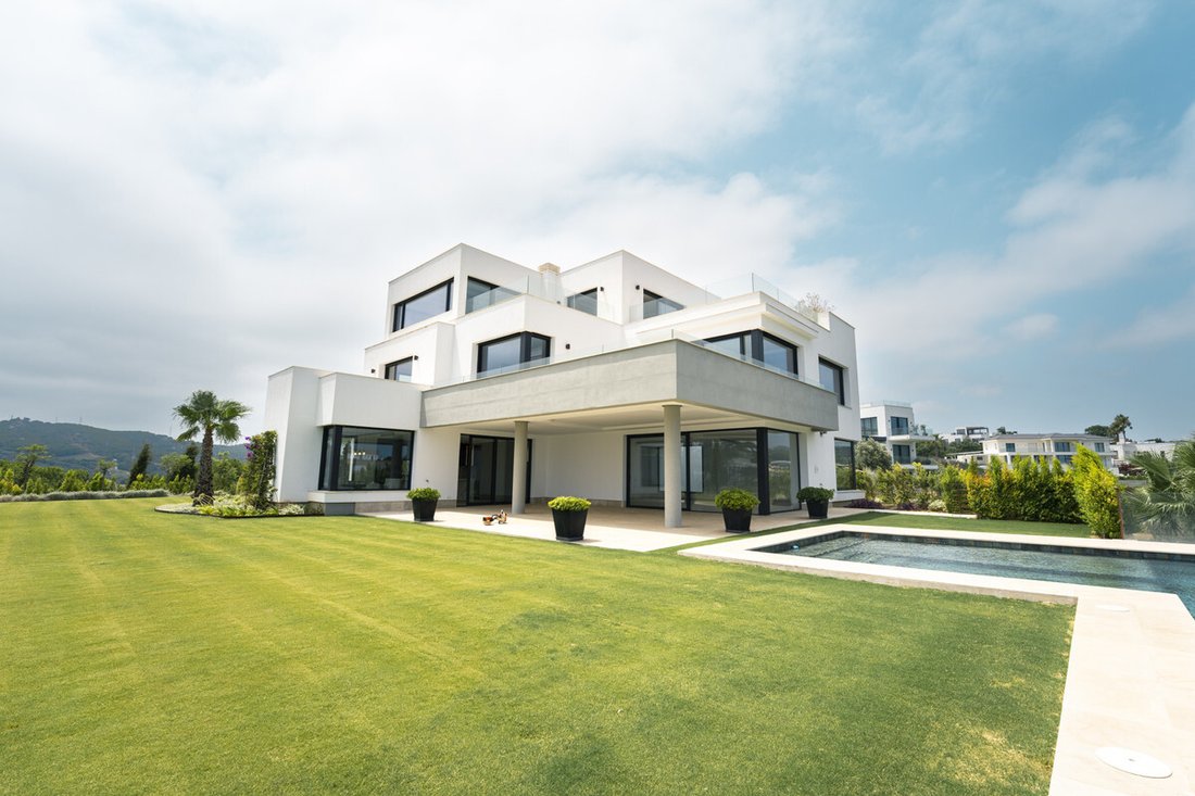 Villa in Guadiaro, San Roque, Andalusia 1 - 18570889