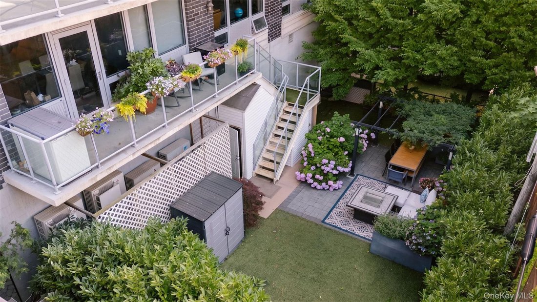 Condo in New York, New York, United States 4 - 18426059