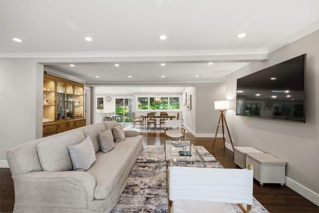 House in Beverly Shores, Indiana, United States 3 - 18570344