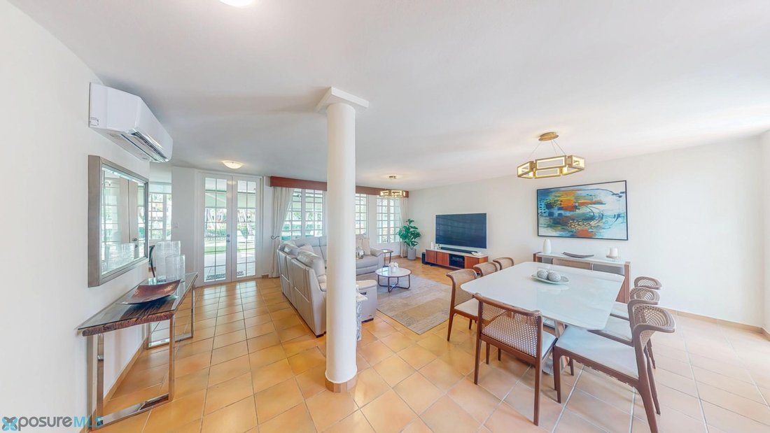 Townhouse in Dorado, Dorado, Puerto Rico 2 - 18571593