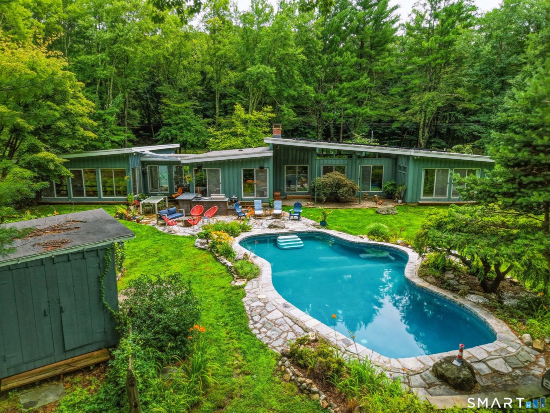 House in Woodbridge, Connecticut, United States 2 - 18570557
