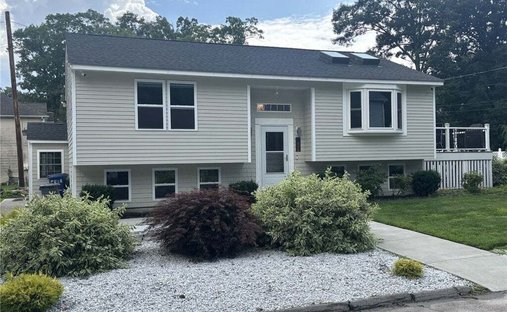 House in Johnston, Rhode Island, United States 1