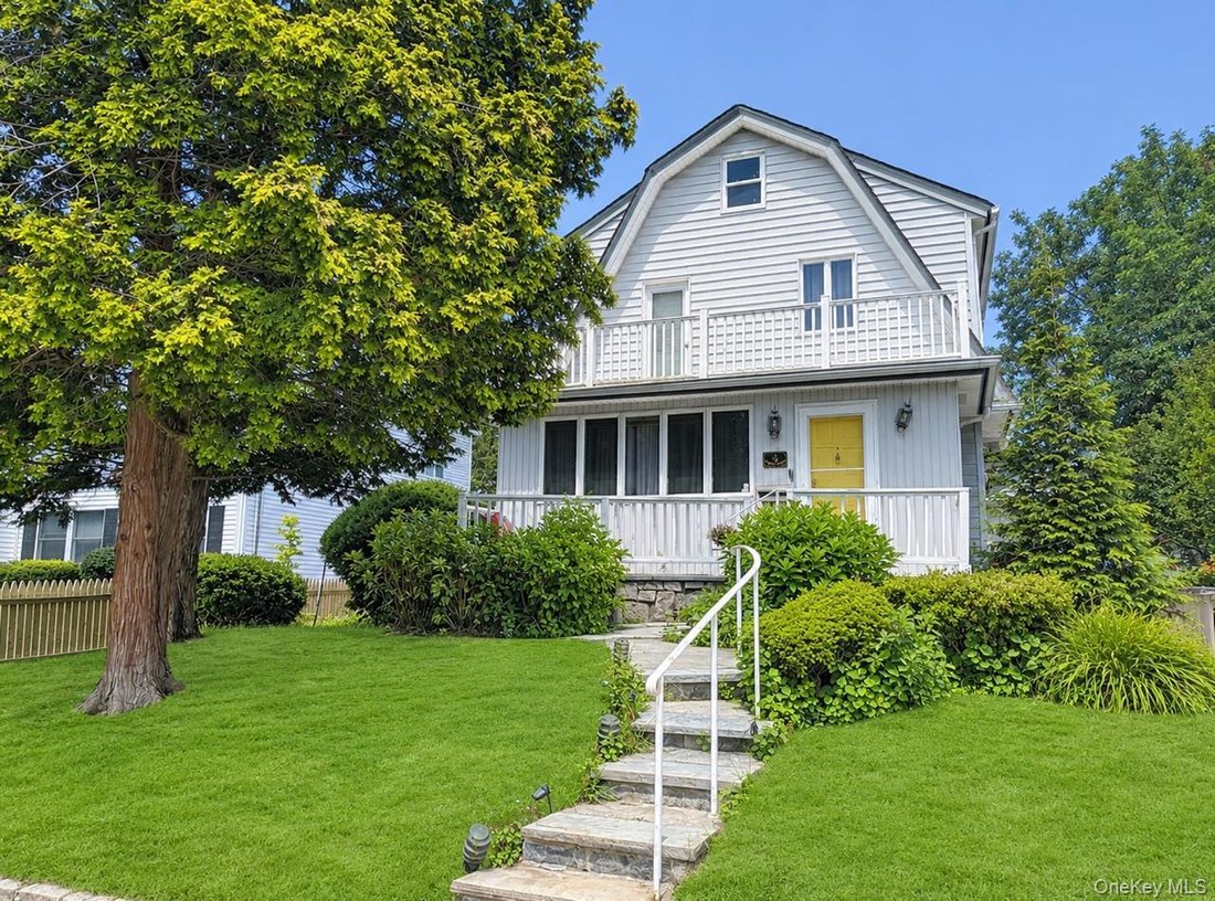 House in Great Neck, New York, United States 1 - 18569486