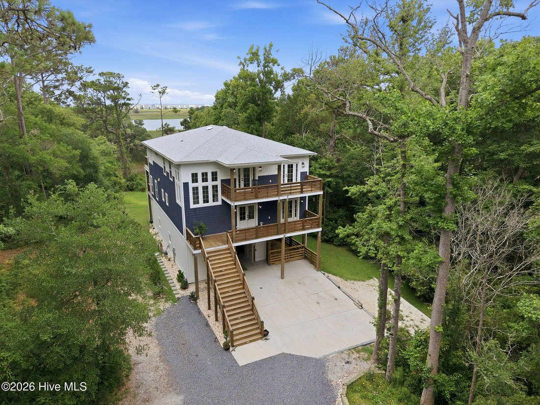 House in Holden Beach, North Carolina, United States 1 - 18431519
