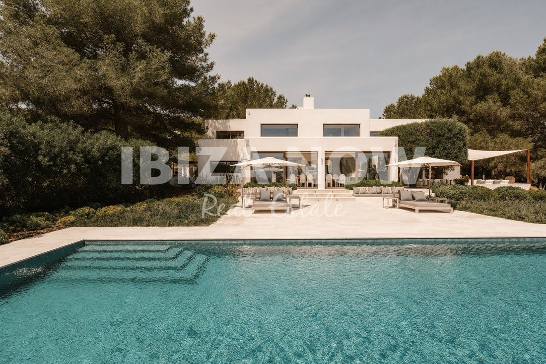 Villa in Santa Gertrudis de Fruitera, Santa Eularia des Riu, Balearic Islands 1 - 18567174