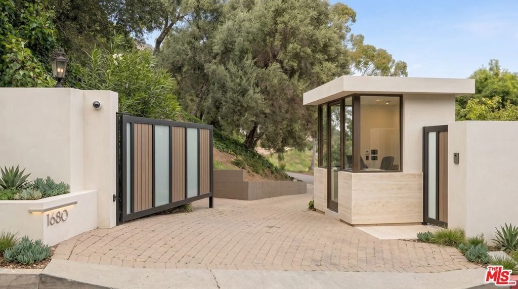 House in Los Angeles, California, United States 3 - 18573131