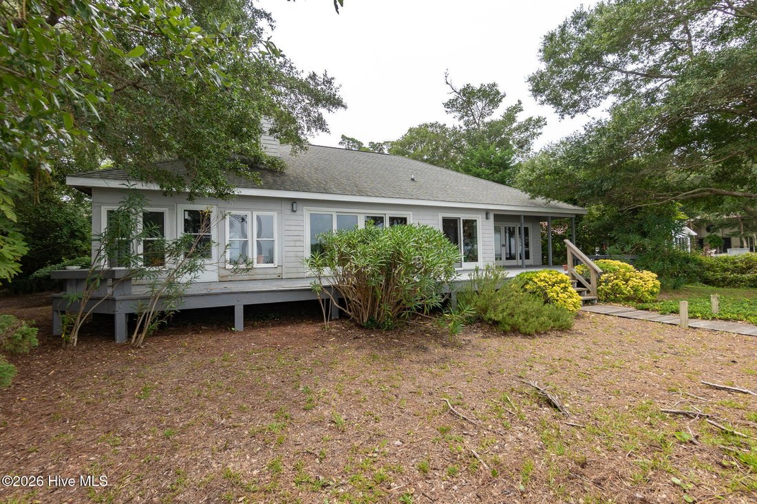 House in Pine Knoll Shores, North Carolina, United States 4 - 18568677