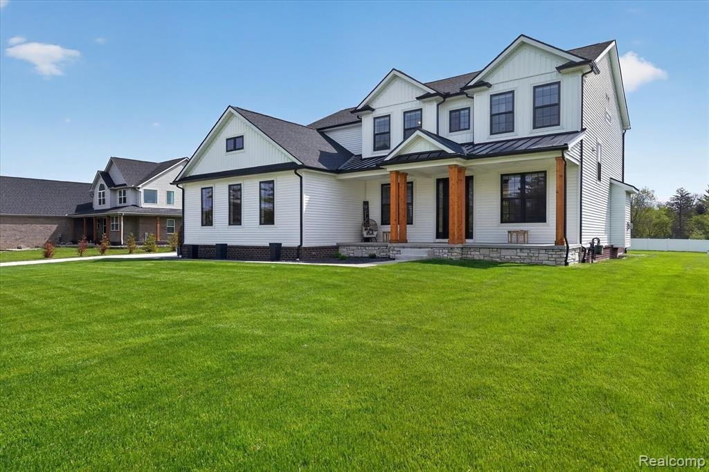 House in Lyon Charter Township, Michigan, United States 3 - 18309495