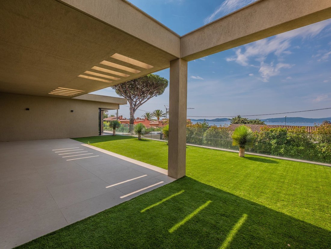 Villa in Ville-Les Saquedes-Le Bouillonnet, Sainte-Maxime, France 4 - 18567873