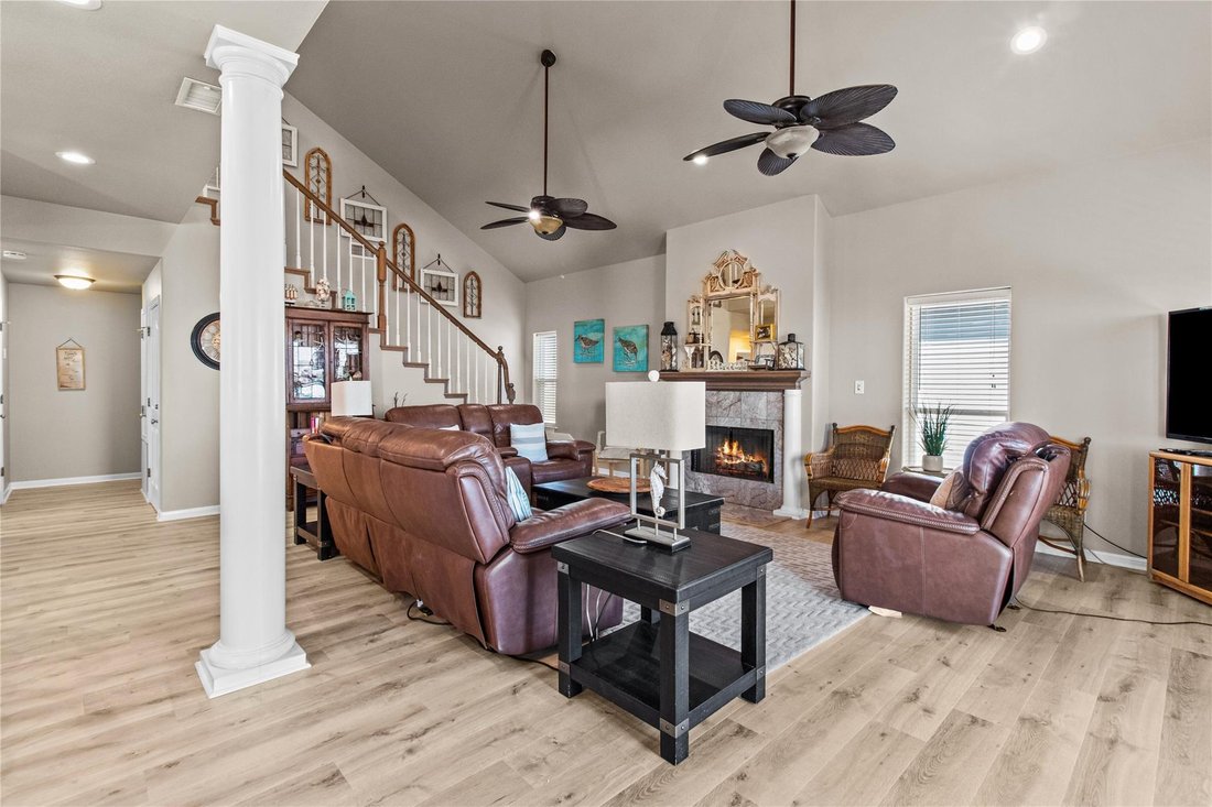House in Galveston, Texas, United States 5 - 18567633