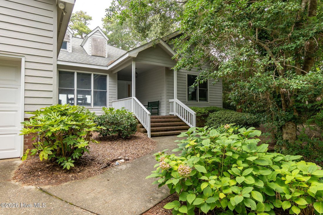 House in Pine Knoll Shores, North Carolina, United States 1 - 18568677