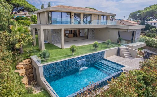 Villa à Ville-Les Saquedes-Le Bouillonnet, Sainte-Maxime, France 1