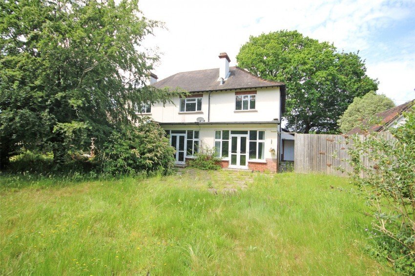 House in New Milton, England 1 - 18025865