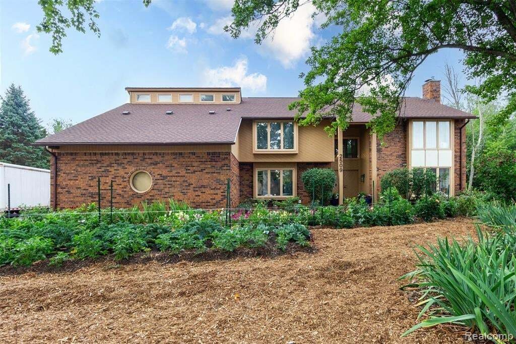House in Rochester Hills, Michigan, United States 1 - 18554926