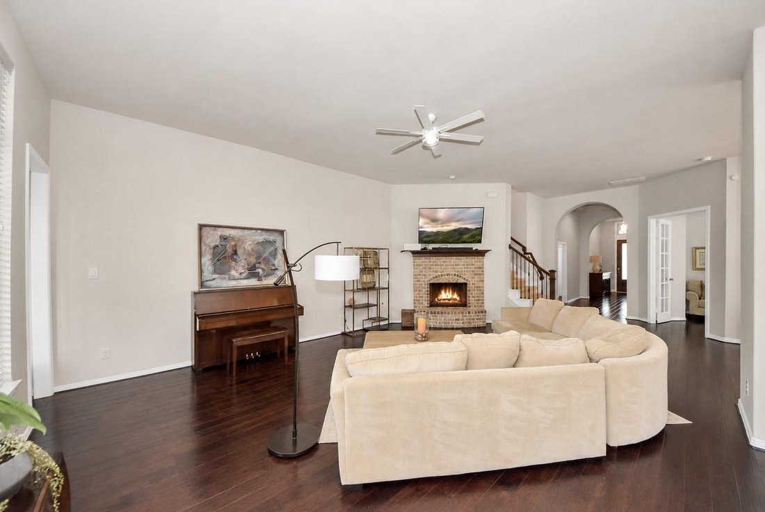 House in Conroe, Texas, United States 4 - 18567654