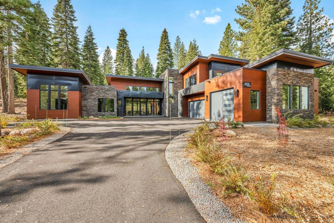 House in Truckee, California, United States 1 - 18108098
