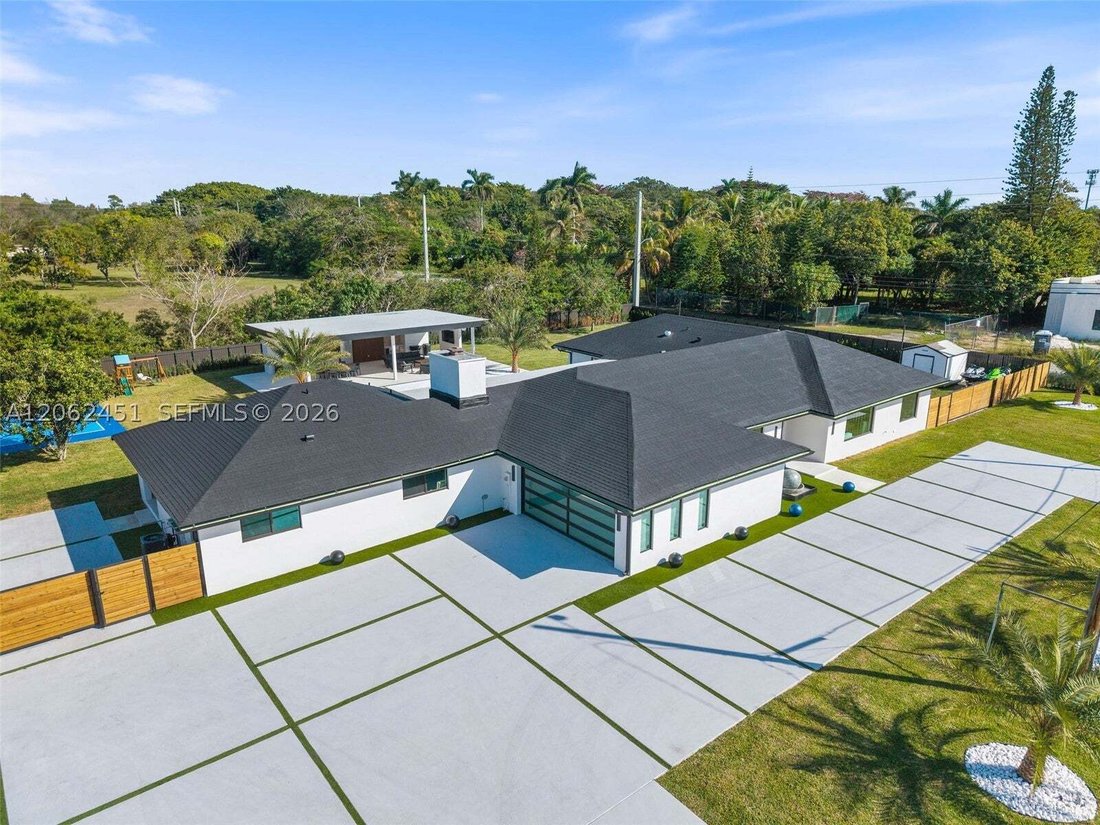 House in Miami, Florida, United States 4 - 18573438