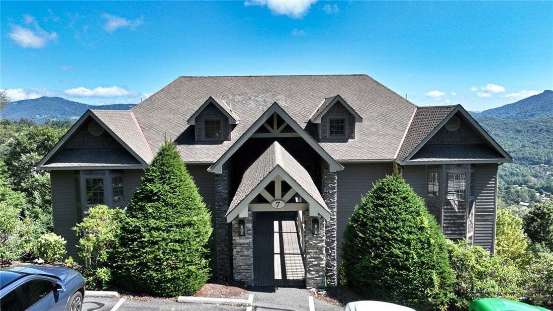 Condo in Banner Elk, North Carolina, United States 2 - 18566918