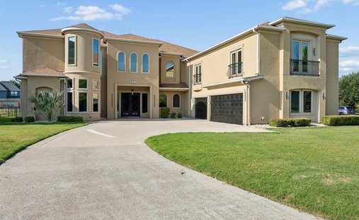House in Grand Prairie, Texas, United States 1