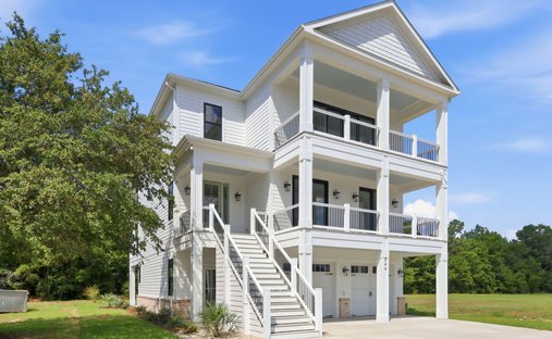 House in Broad Creek, North Carolina, United States 1