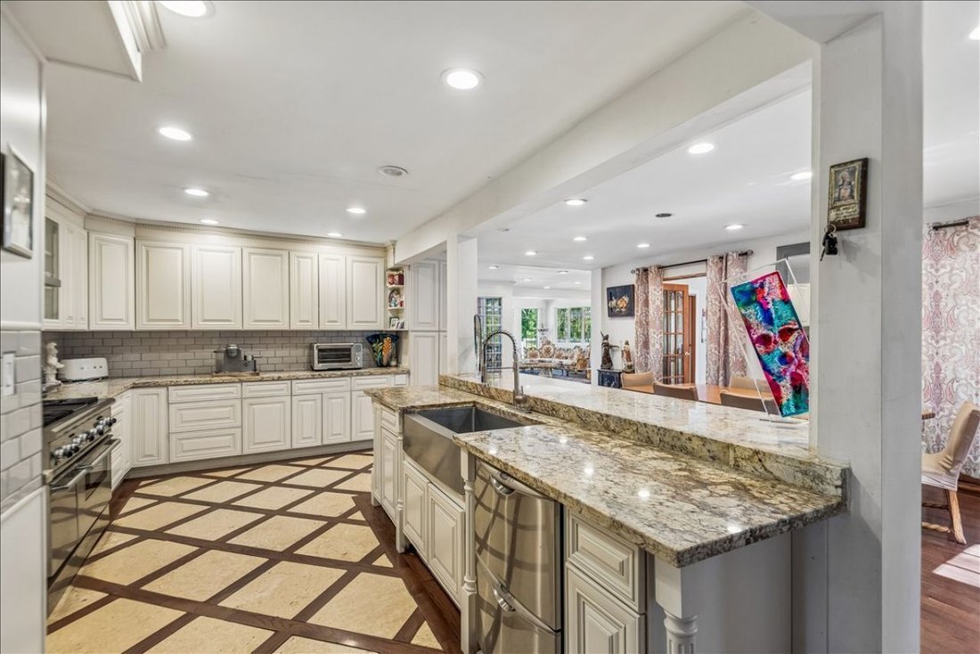 House in Libertyville, Illinois, United States 5 - 18572675
