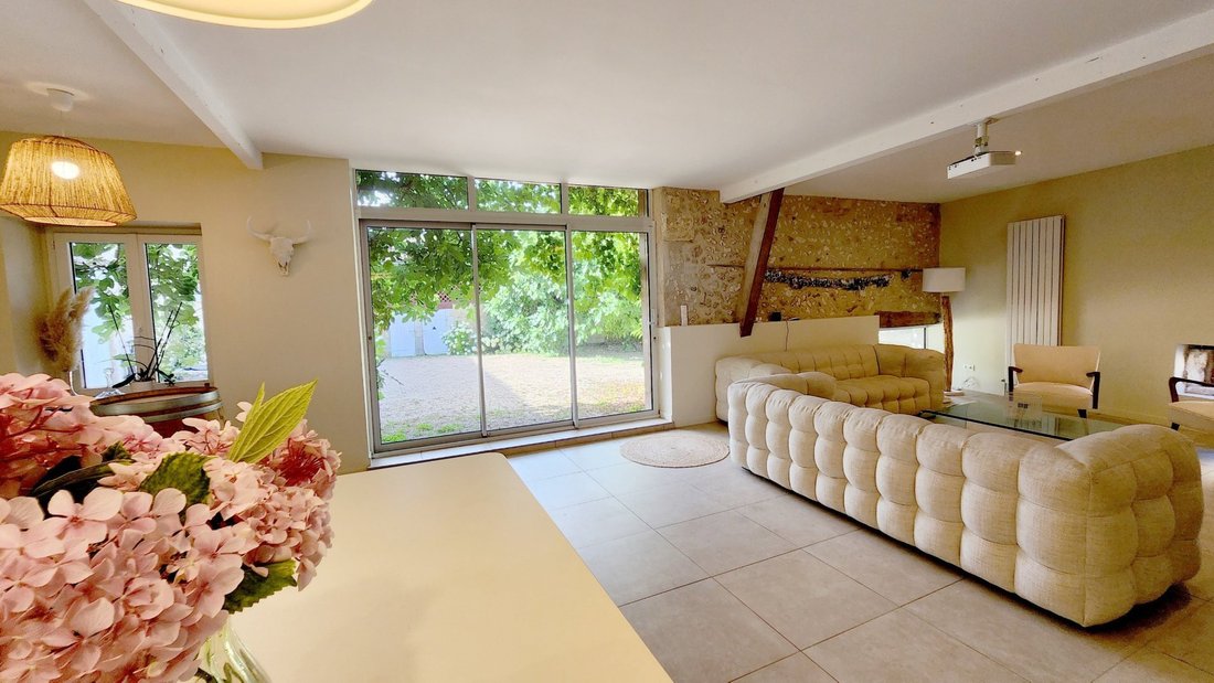 House in Neuvic, Nouvelle-Aquitaine, France 1 - 18298425