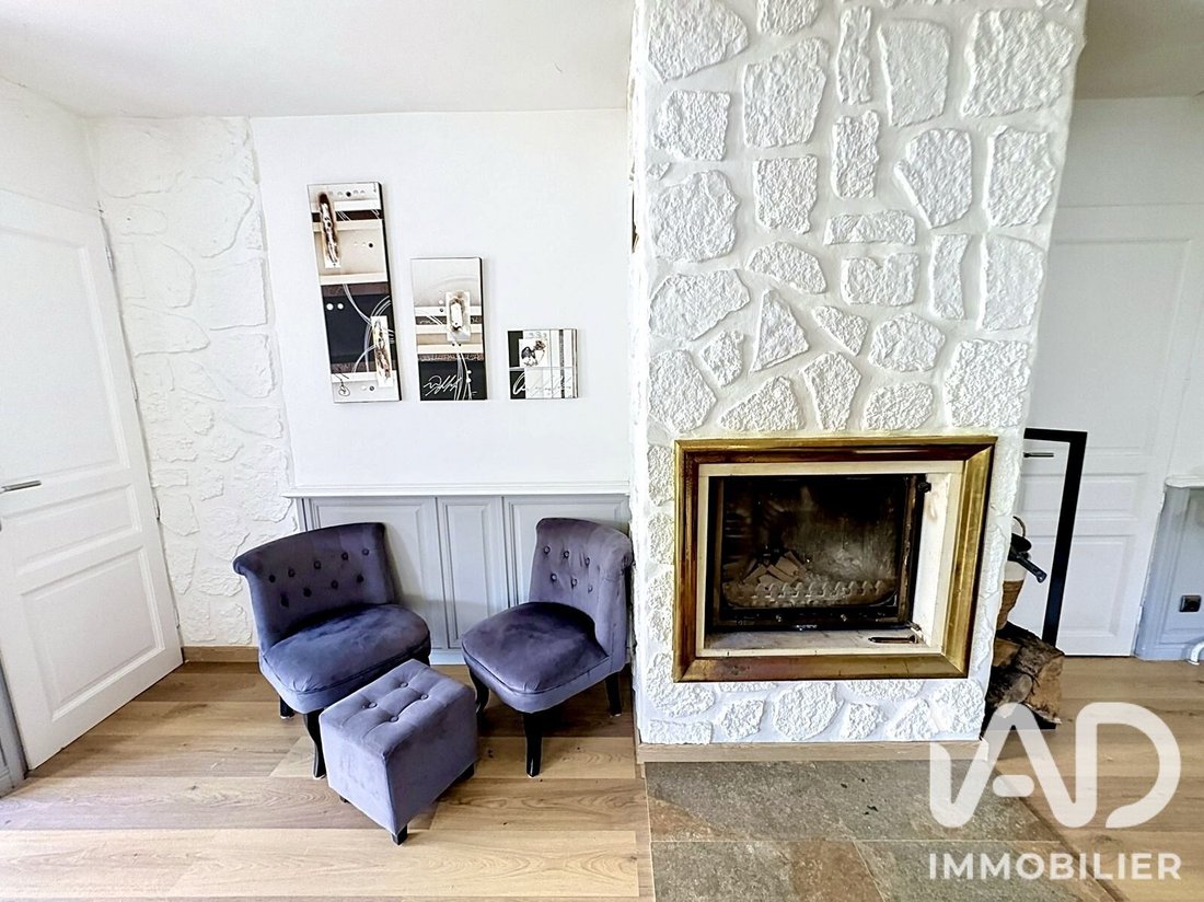 House in La Ville-du-Bois, Ile-de-France, France 5 - 18299108