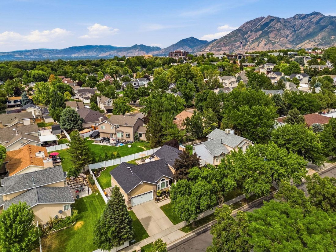 House in Sandy, Utah, United States 5 - 18573232