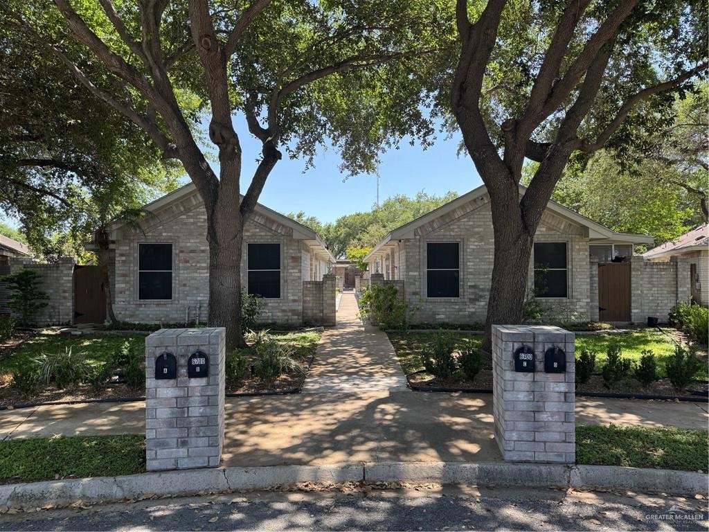 McAllen, Texas, United States 2 - 18573063