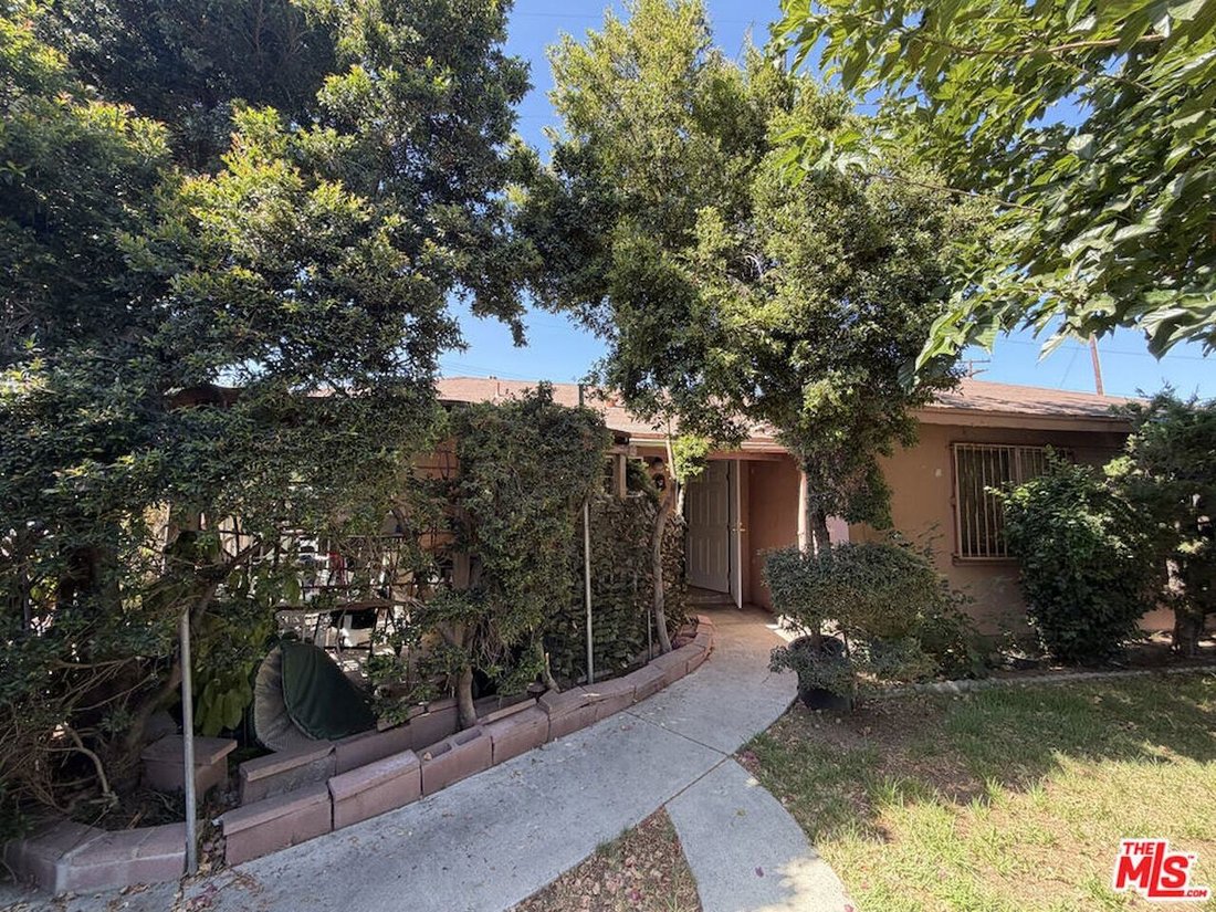 House in Azusa, California, United States 2 - 18573238
