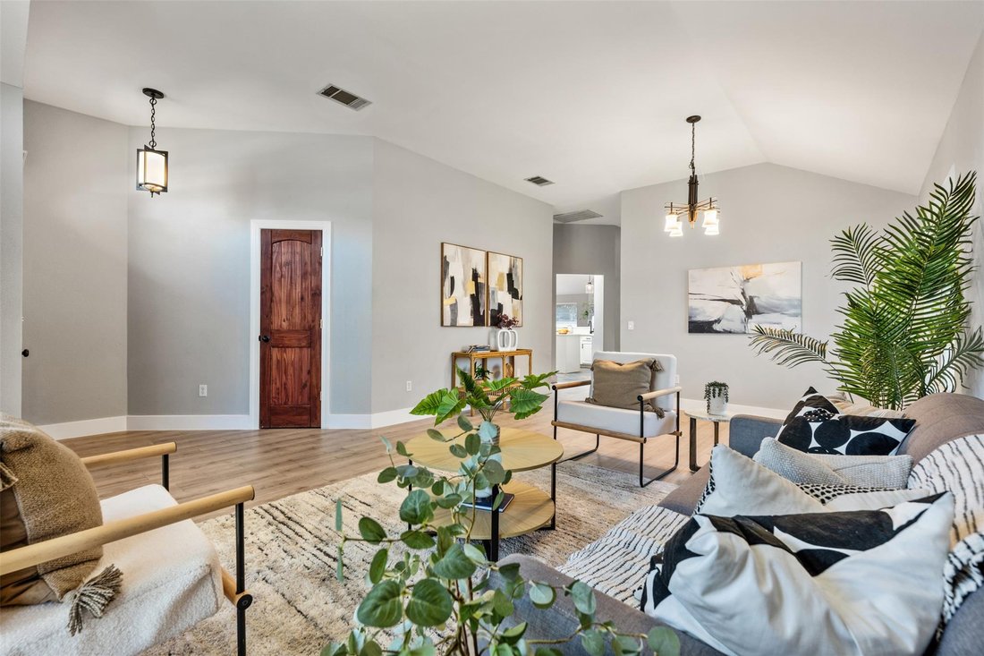 House in Austin, Texas, United States 5 - 18569113