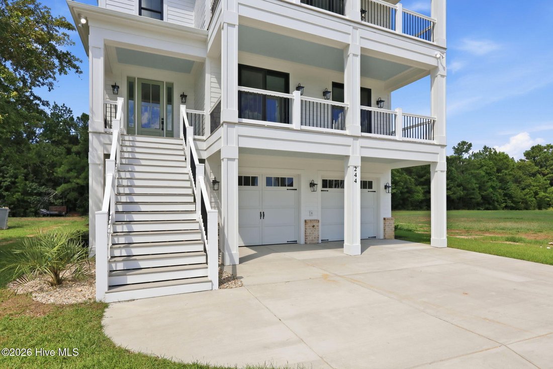 House in Broad Creek, North Carolina, United States 2 - 17606307