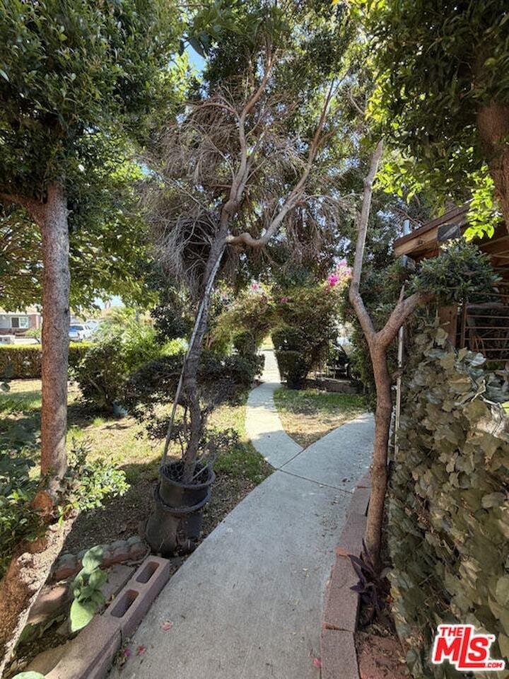 House in Azusa, California, United States 4 - 18573238