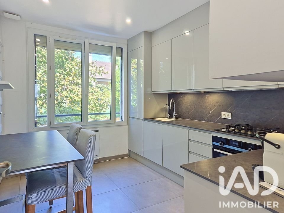 House in Vitry-sur-Seine, Ile-de-France, France 3 - 17375005