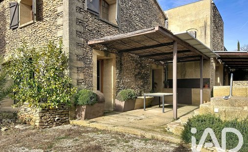 House in Vers-Pont-du-Gard, Occitania, France 1