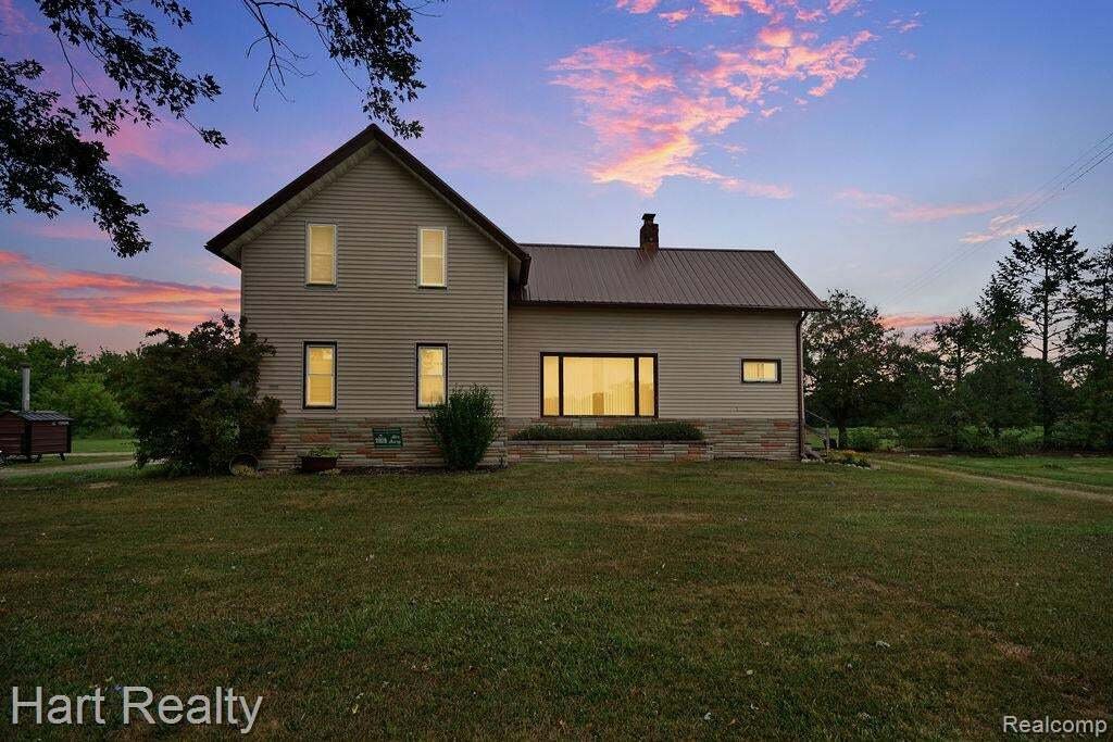 House in Capac, Michigan, United States 1 - 18570579