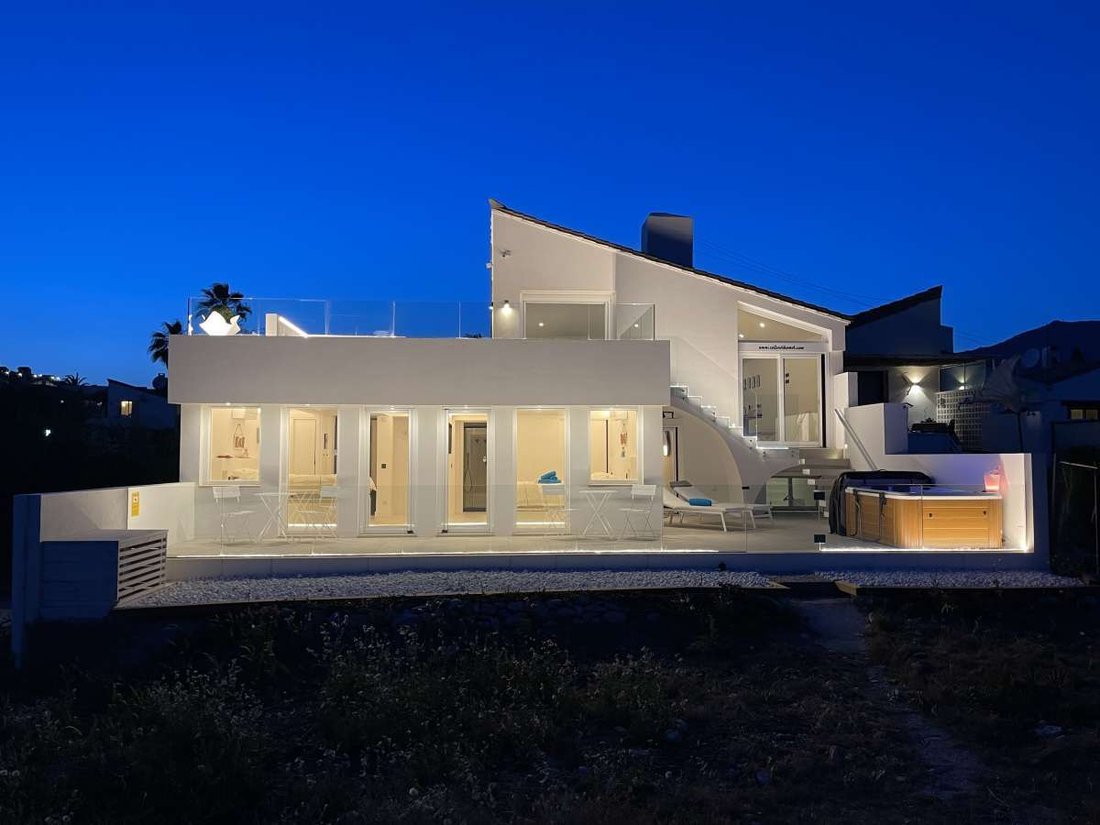 Villa in Estepona, Andalusia, Spain 3 - 18566933