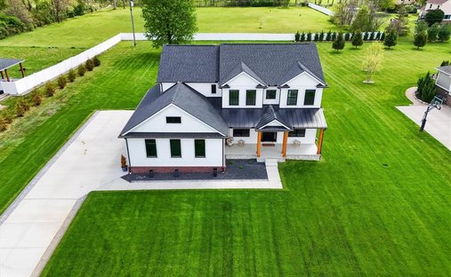 House in Lyon Charter Township, Michigan, United States 1