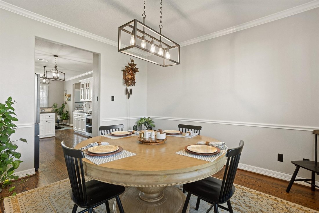 House in Dickinson, Texas, United States 4 - 18570617