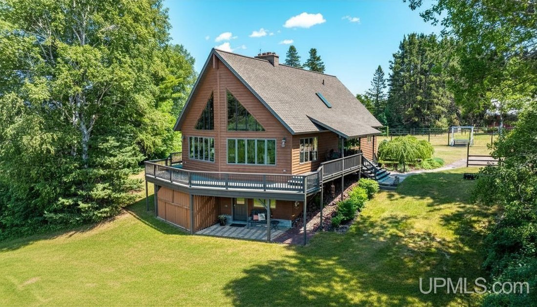 House in Allouez, Michigan, United States 3 - 18423593