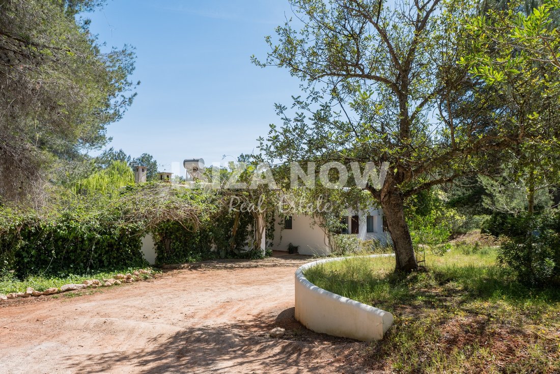 Finca in Santa Gertrudis de Fruitera, Santa Eulària des Riu, Balearische Inseln 2 - 18567183