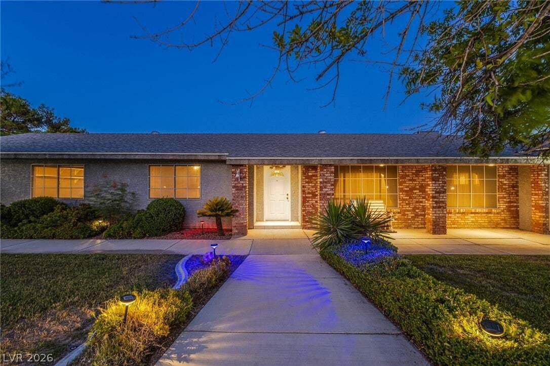 House in Las Vegas, Nevada, United States 1 - 18570588