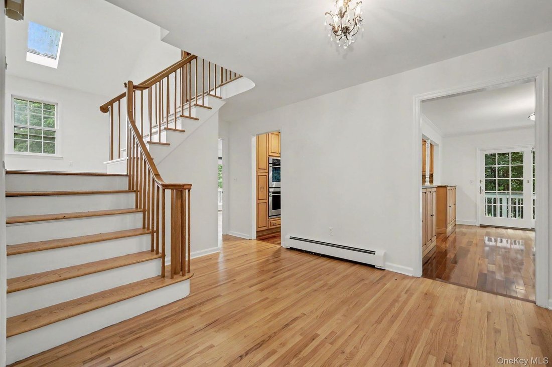 House in Mount Kisco, New York, United States 4 - 18460395