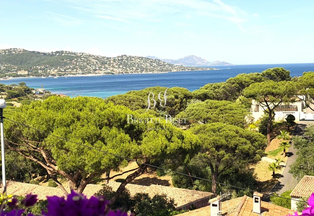 Villa in Nartelle-Noyer-Bellevue-bd des Sardinaux, Sainte-Maxime, France 1 - 18567795