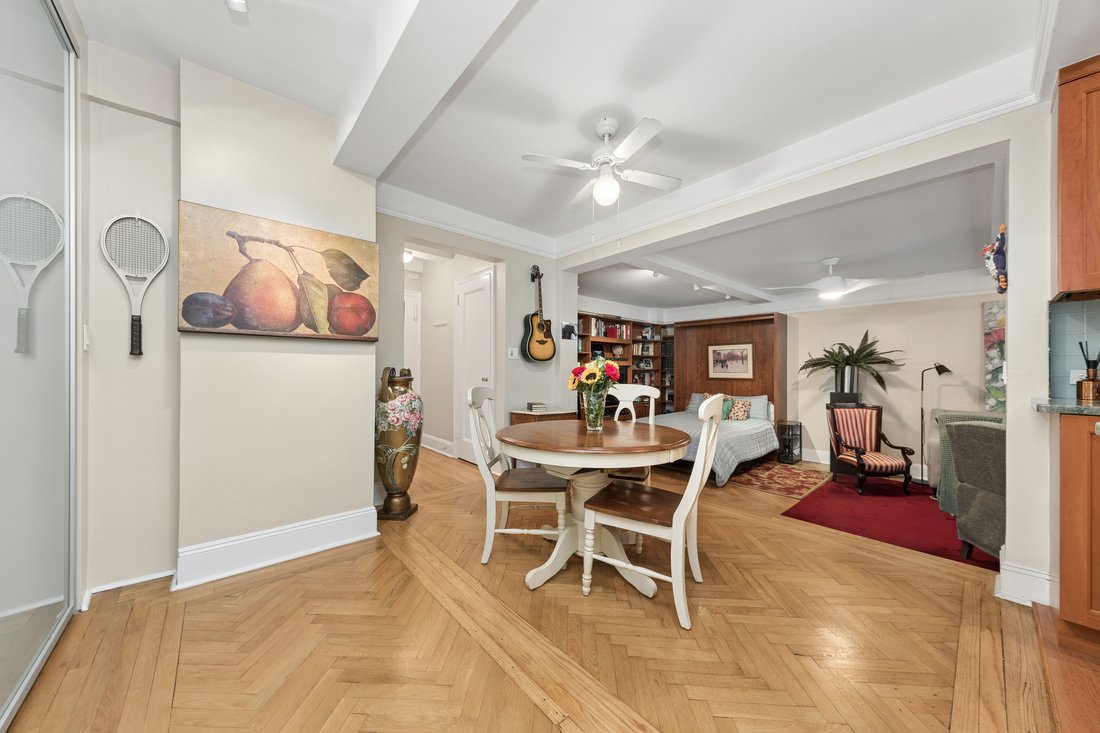 Co Op in New York, New York, United States 2 - 18572227