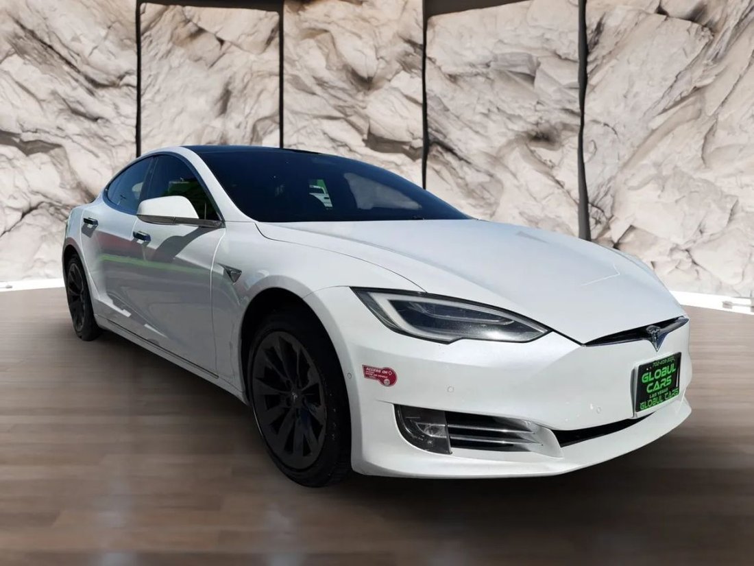 Sedan in Las Vegas, NV, United States 4 - 18519484