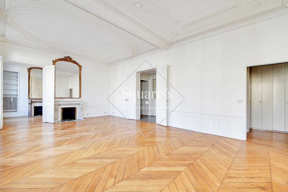 Apartment in Invalides, Paris 7e Arrondissement, Paris 2 - 18572303